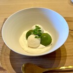 ひがしやま 司 - ◆てぼう豆(白いんげん)と抹茶のデザート、黒糖クリーム、甘夏、木の芽