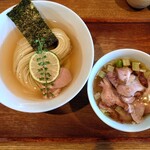 ヨコクラストアハウス - 