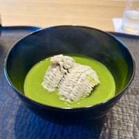 ひがしやま 司 - ◆骨切りした鰻、抹茶仕立てのお椀