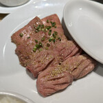 Tanto Tan Yakiniku Iwashige - 