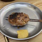 Yakiton Daimaruya - 豚ダンゴ　いわゆるつくね（鶏でなく豚ミンチ）です