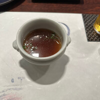 ステーキハウス ZEN 三宮店 - コンソメスープ