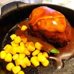 万平食堂 - Beef100%ハンバーグ・レギュラー90g デミグラスソース