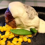 万平食堂 - Beef100%ハンバーグ・レギュラー180g ホワイトガーリックバターソース