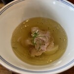 Ramen FeeL - つけ麺の醤油スープ