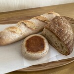 天然こうぼぱん とことこ - お祝いにと、戴いたパン達m(._.)m