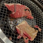 精肉卸問屋直営焼肉店 牛次郎 - 