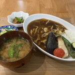 cafe matoi - 料理写真:お蕎麦屋さんのまかない和風カレー