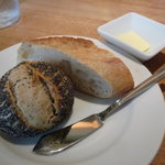 TOOTH TOOTH GARDEN RESTAURANT - ☆パンは２種類付いていましたぁ（＾◇＾）☆