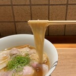 Men Fujisaki - 自家製の細ストレート麺は、するりとしなやかな喉ごし