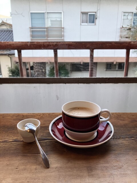 ブックス&カフェ コトウ（福島市） &ndash; 本とカフェが楽しめる読書空間