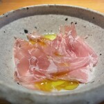 両忘 - 生ハムの冷製スープ。これが前半に胃袋を完全に掴む