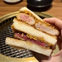中目黒焼肉 登牛門 - 