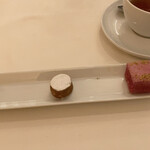 小笠原伯爵邸 - 小菓子