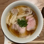 麺 ふじさき - ワンタンチャーシュー醤油らぁめん（¥1,800-）
