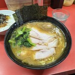 ラーメン 杉田家 本店 - 