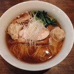 人力俥 - 丸鶏わんたん醤油そば