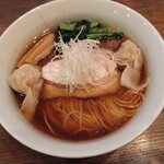 人力俥 - 丸鶏わんたん醤油そば