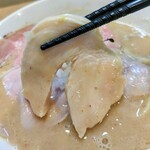 麺屋 伊藤 - 鶏白湯白醤油の鶏チャーシュー