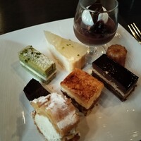 リュクス ダイニング ハプナ - 