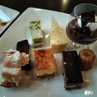 リュクス ダイニング ハプナ - 