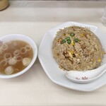 永新 - チャーハン ¥700
