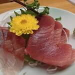 多津味 - カンパチ刺身