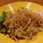 中華茶寮　帛龍 - 令和6年5月 夜営業時間(17:00〜21:00)
くらげ酢 税込750円