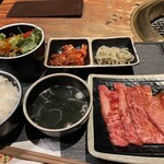 焼肉陽山道 - 