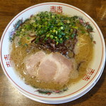 ラーメン池田 - 豚骨ラーメン（かため）