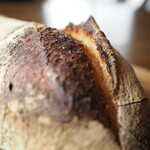 一歩ベーカリー - 自家製酵母のバゲット
