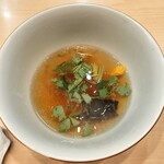 飯田商店 - かつお出汁割り（三つ葉・柚子皮・海苔）