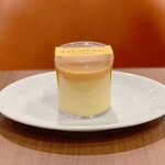 フルーツケーキファクトリー  - 生キャラメルプリン