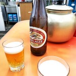 元祖ラーメン長浜家 - 瓶ビールで長浜の昼から乾杯！