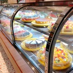 フルーツケーキファクトリー  - 