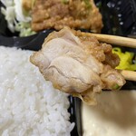 一やのチキン南蛮 - 南蛮、タレかけてタルタルソース絡めて頂きます