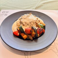 37 Steakhouse & Bar - 