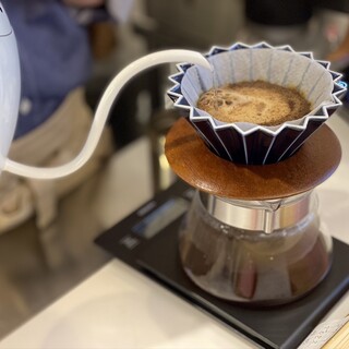 王子珈琲焙煎所 サクラピアス_2