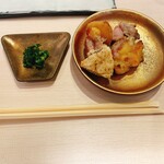 Yakitori Tamawa - モモの炭焼き
