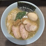らぁめん 涼虎 - 涼虎らぁめん塩＋味玉