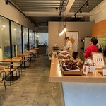 焼き芋専門店 維新蔵 - お気軽にスタッフにお声かけて下さいね