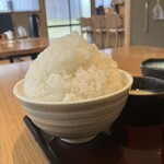 炭焼治郎 - 大盛りごはん　無料です。