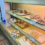 公園前のパン屋さん - 