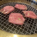 炭火焼肉 こうしん - 