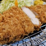 とんかつ・トンテキ たつまきや - 岩中豚の上ロースかつ横顔