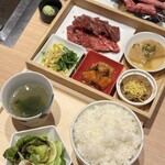 Jukusei Wagyuu Yakiniku Eijingu Bi-Fu - 