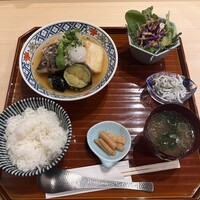 恵比寿 逆月 - 
