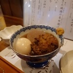 季節の手づくり惣菜 おおとみ - おでん3種盛り
