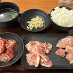 Shichirin Yakiniku Anan - 「満足Ａ定食（ヤングカルビ・豚カルビ・鶏もも・ライス・ミニスープ・小鉢）」968円（税込）