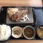 石焼ステーキ贅 - 牛ササミステーキランチ(1100円税込)